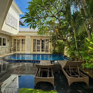 Awila Kuta Villa Legian (Bali)